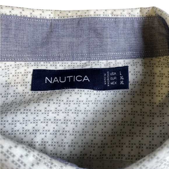 Nautica Green/Grey &White Design Button Down, L - Picture 9 of 9